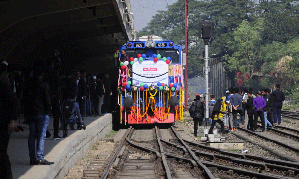 Khulna-Dhaka rail travel via Padma Bridge begins