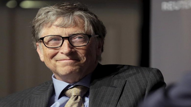 Bill Gates steps down from Microsoft board