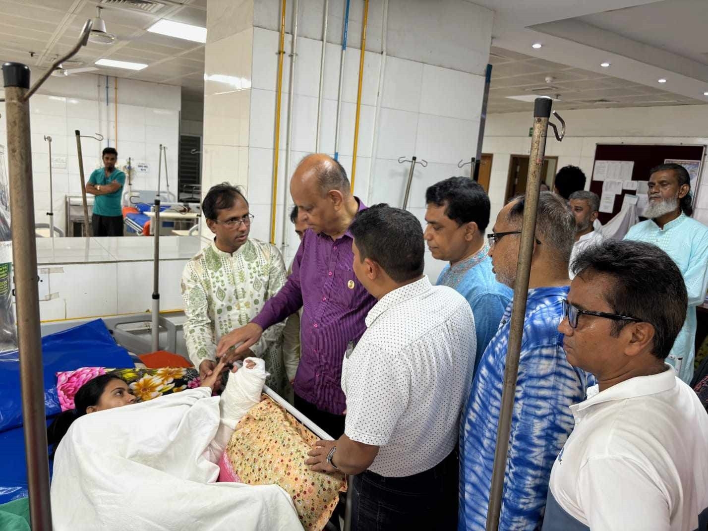 Health minister visits 3 hospitals on Eid day without protocol