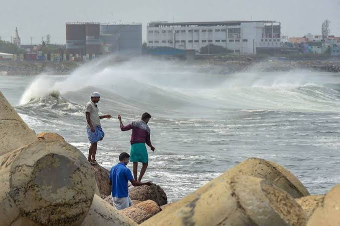 Cyclone Amphan begins landfall near Sundarbans in West Bengal