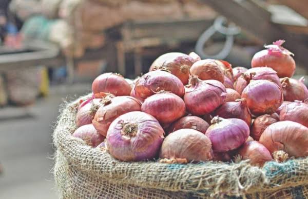 Onion price rises again