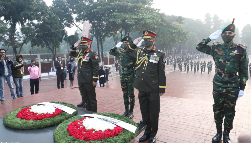 President, PM pay rich tributes to martyred intellectuals