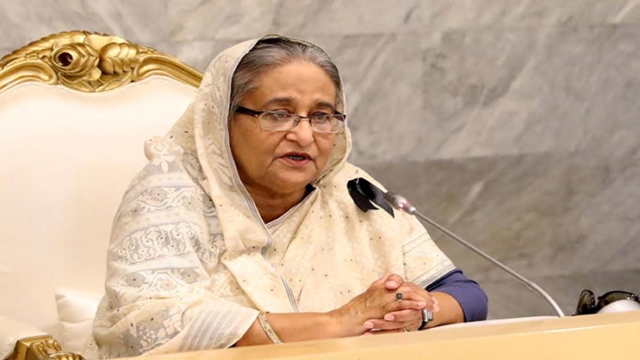 PM asks armed forces to keep vigil against social menaces