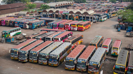 Road transport leaders urge govt to resume bus services