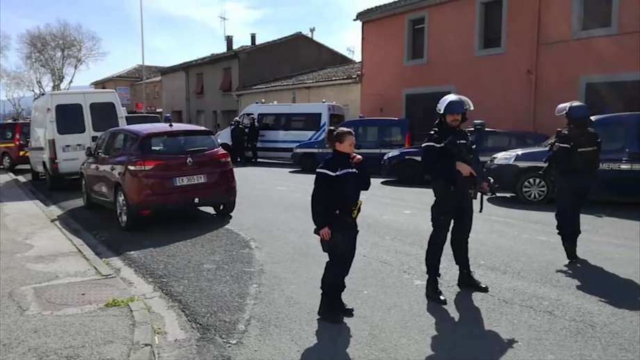 3 dead in IS-claimed French shooting and siege
