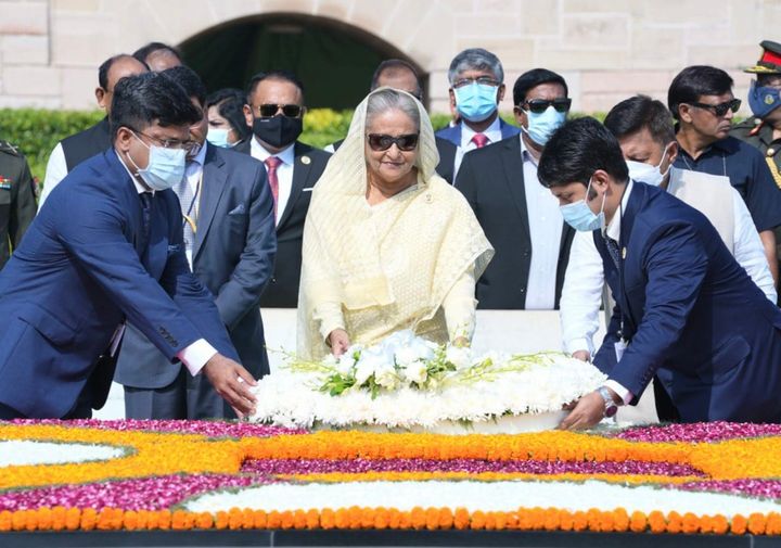 PM Hasina pays tribute to India’s Father of the Nation Mahatma Gandhi at Rajghat