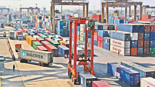 Container transport from Ctg port resumes after 3 days