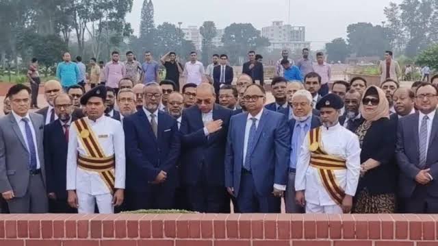 Chief Justice pays tributes to martyrs of Liberation War