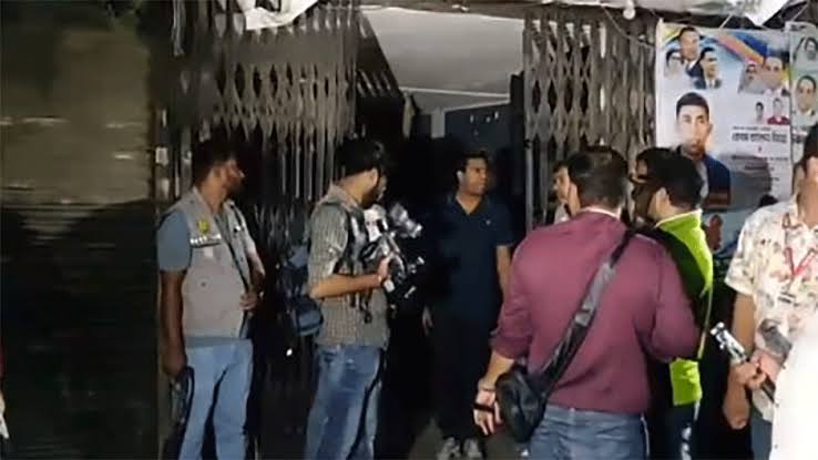 Police raid BNP office early Wednesday