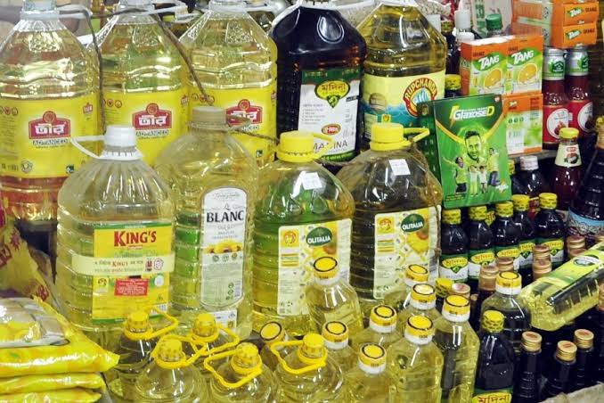 Govt turns down proposal to hike edible oil price