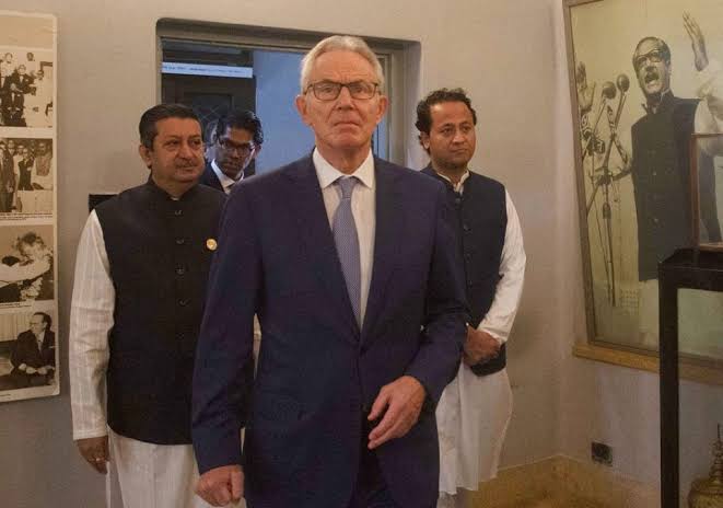 Tony Blair pays homage to Bangabandhu