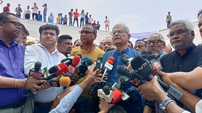 BNP urged govt to unveil roadmap for state reforms: Fakhrul