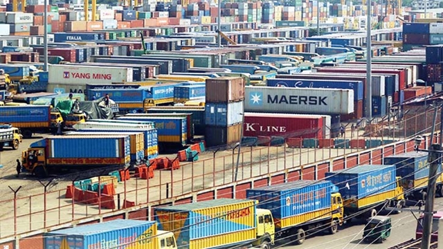 Container transport increased by 10% in eight months