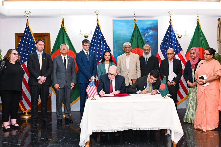 US, BD sign $202m grant agreement